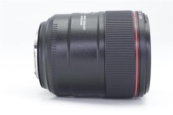 EF 85mm f/1.4L IS USM Lens - Secondary Sku Image