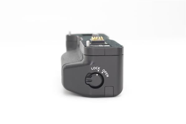 VG-XT1 Vertical Grip - Secondary Sku Image