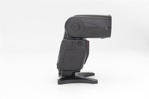 SB-700 Speedlight - Secondary Sku Image