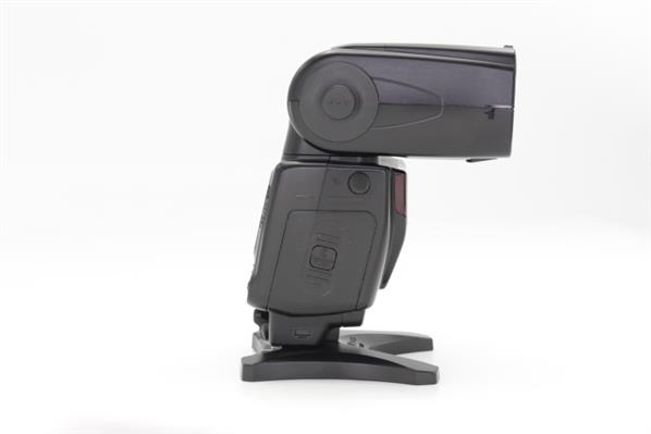 SB-700 Speedlight - Secondary Sku Image
