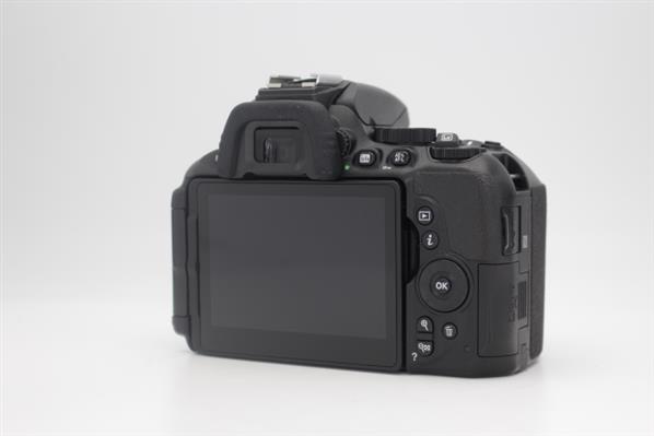 D5600 Body - Secondary Sku Image