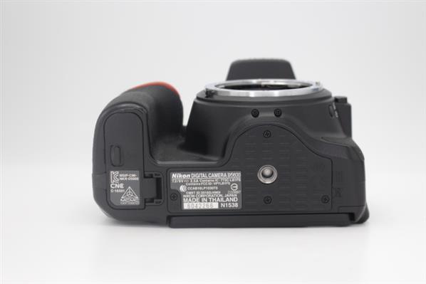 D5600 Body - Secondary Sku Image