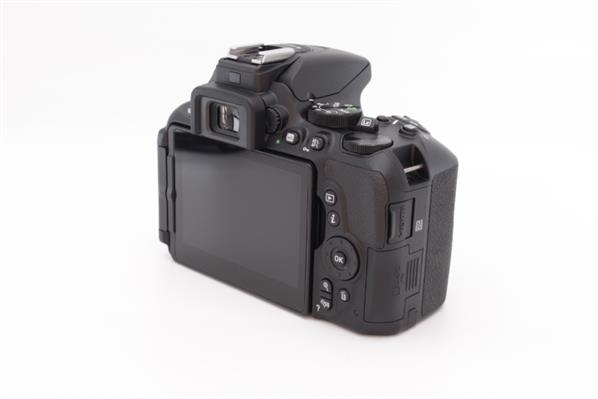 D5600 Body - Secondary Sku Image