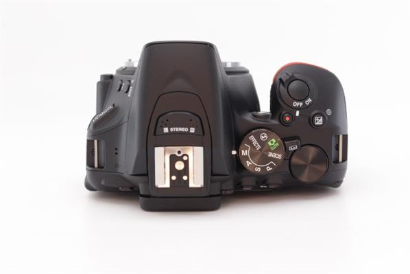 D5600 Body - Secondary Sku Image