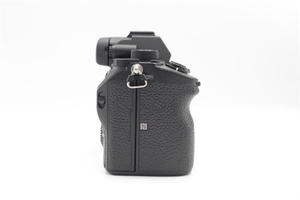 D5600 Body - Secondary Sku Image