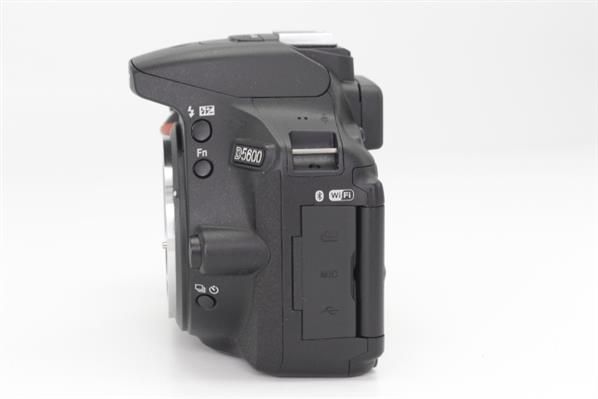 D5600 Body - Secondary Sku Image