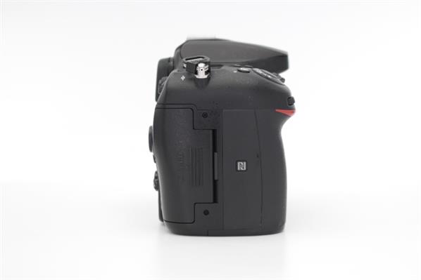 D7200 Digital SLR Body - Secondary Sku Image