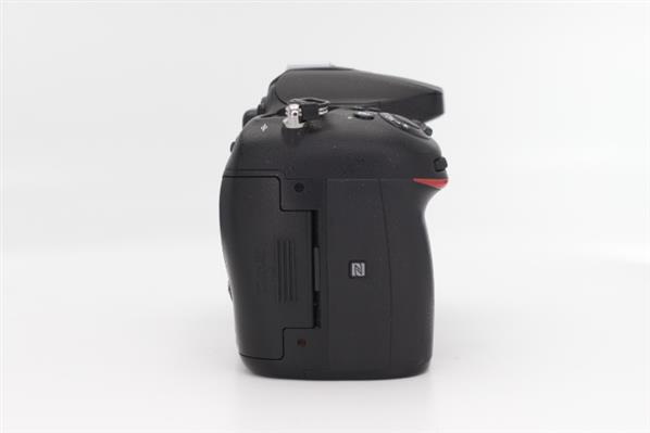 D7200 Digital SLR Body - Secondary Sku Image