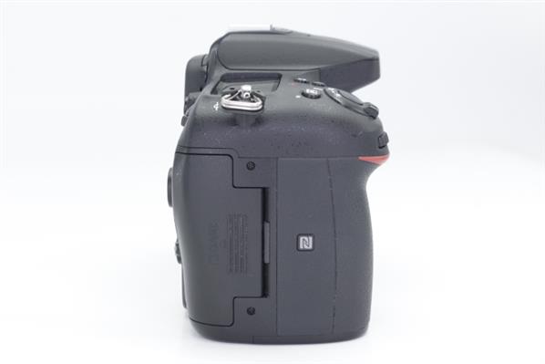 D7200 Digital SLR Body - Secondary Sku Image