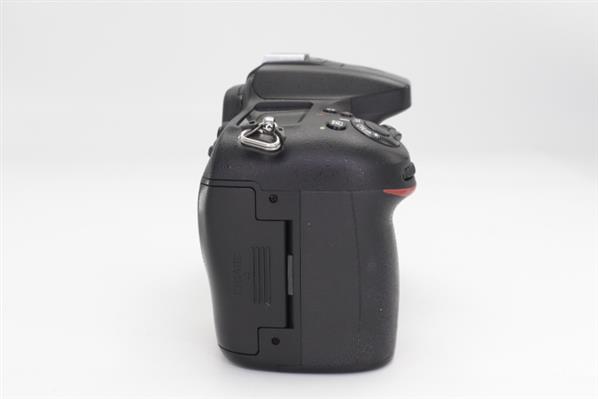 D7100 Digital SLR Body - Secondary Sku Image