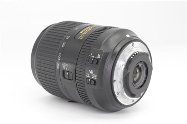 Nikkor AF-S DX 18-300mm f/3.5-6.3 G ED VR Lens - Secondary Sku Image