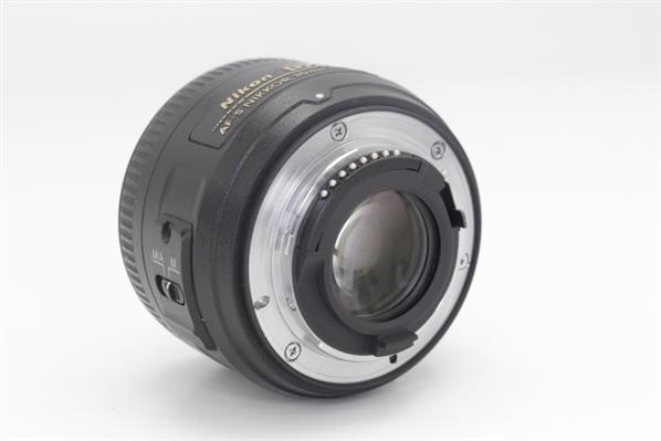 AF-S Nikkor 35mm f/1.8G DX Lens - Secondary Sku Image