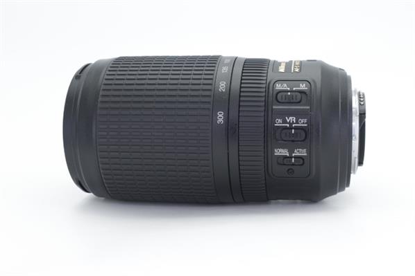 AF-S NIKKOR 70-300mm f/4.5-5.6G IF-ED VR Lens - Secondary Sku Image