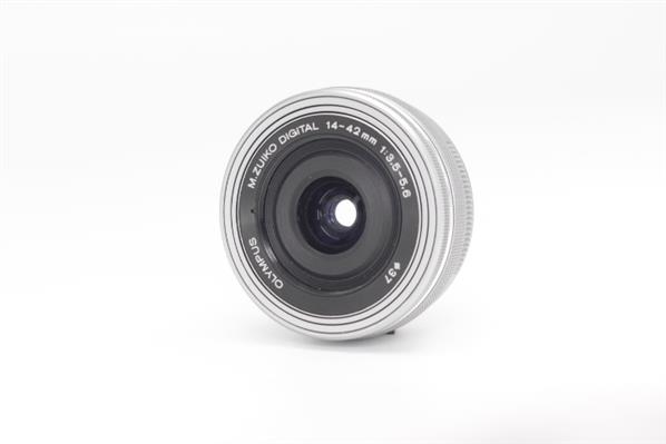 M.ZUIKO Digital ED 14-42mm f/3.5-5.6 EZ Lens in Black - Primary Sku Image