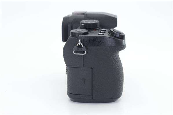 Lumix DC-G90 Mirrorless Camera Body DC-G90EB-K - Secondary Sku Image