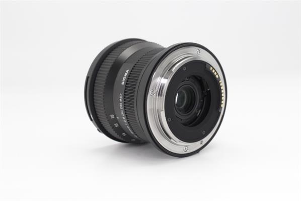 10-18mm F2.8 DC DN C Lens - Canon RF - Secondary Sku Image