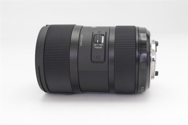 18-35mm f/1.8 HSM DC Lens - Nikon F - Secondary Sku Image