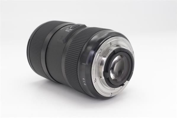 18-35mm f/1.8 HSM DC Lens - Nikon F - Secondary Sku Image