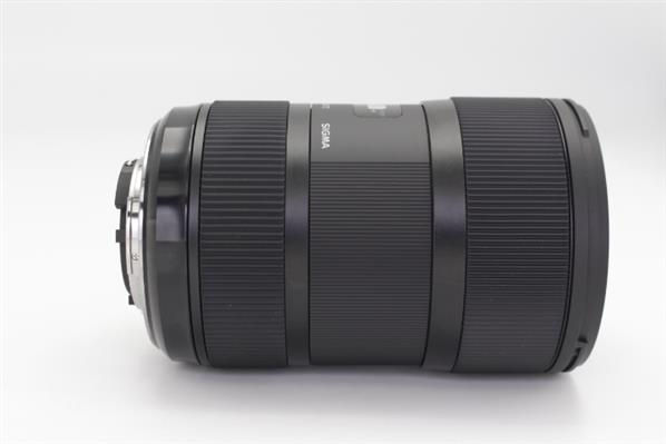 18-35mm f/1.8 HSM DC Lens - Nikon F - Secondary Sku Image