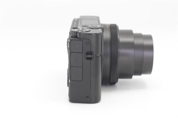 Cyber-Shot RX100 VII Digital Camera - Secondary Sku Image