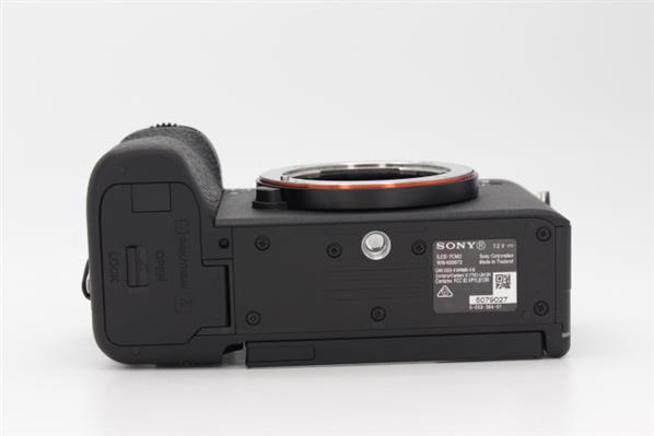 a7C R Mirrorless Camera Body in Black - Secondary Sku Image