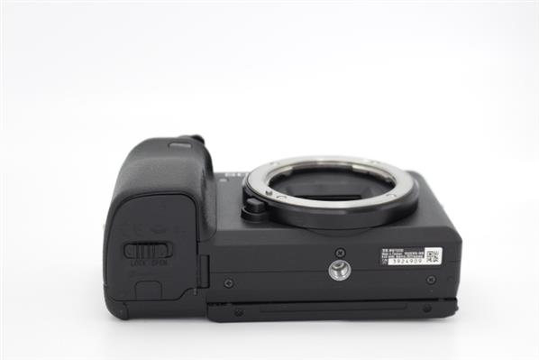 a6400 Mirrorless Camera Body in Black - Secondary Sku Image