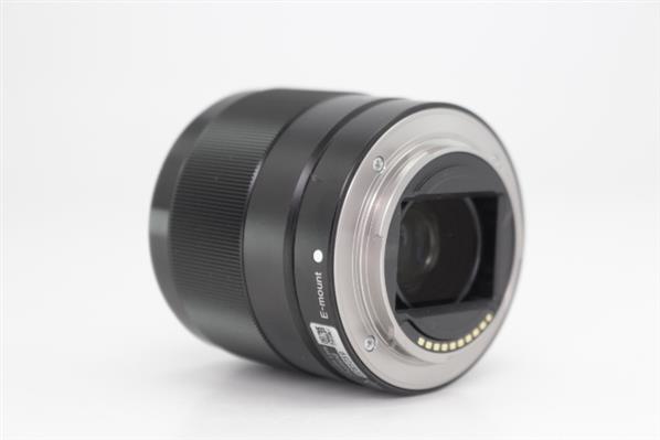 FE 28mm f/2 Lens - Secondary Sku Image