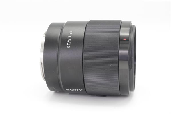 FE 35mm F/1.8 Lens - Secondary Sku Image