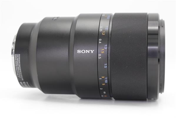 FE 90mm f/2.8 Macro G OSS Lens - Secondary Sku Image