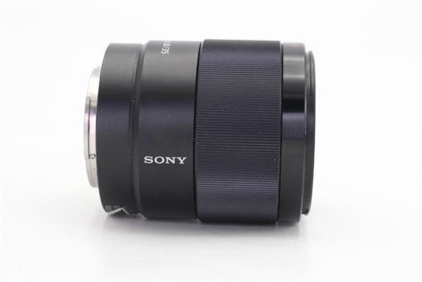 FE 35mm F/1.8 Lens - Secondary Sku Image