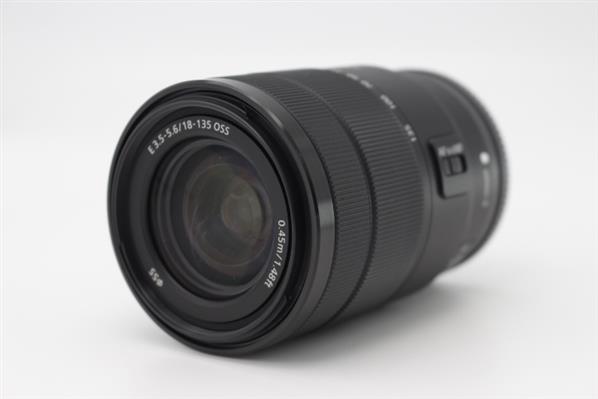 E 18-135mm f/3.5-5.6 OSS Lens - Primary Sku Image