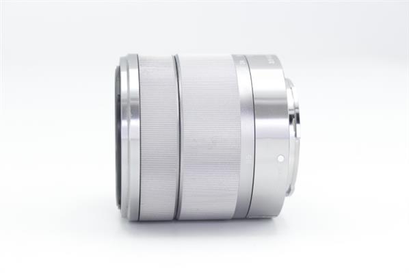 E 18-55mm f/3.5-5.6 OSS Lens - Secondary Sku Image
